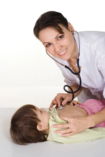 Enfermera trabaja con niño —  Fotos de Stock