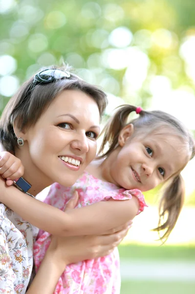 Mother with her daughter — Stock Photo, Image