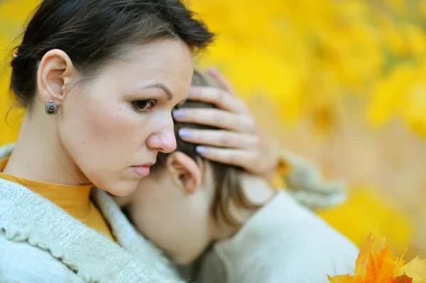 Madre con un ragazzo — Foto Stock