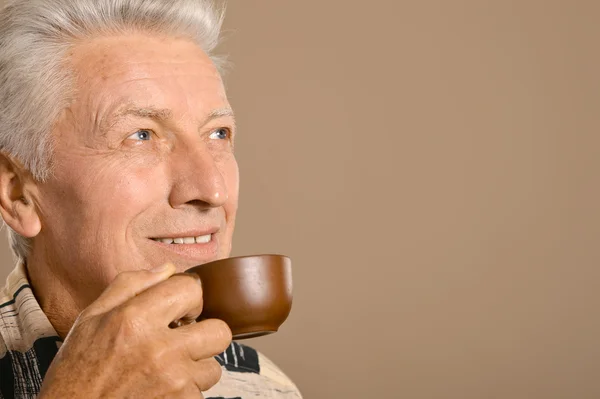 Retrato de um homem idoso — Fotografia de Stock