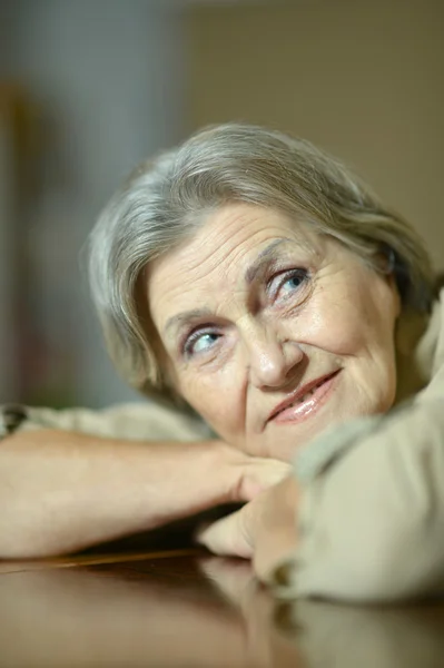 Portrait of a senior woman — Stock Photo, Image
