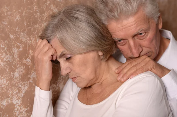 Retrato de una pareja de ancianos — Foto de Stock