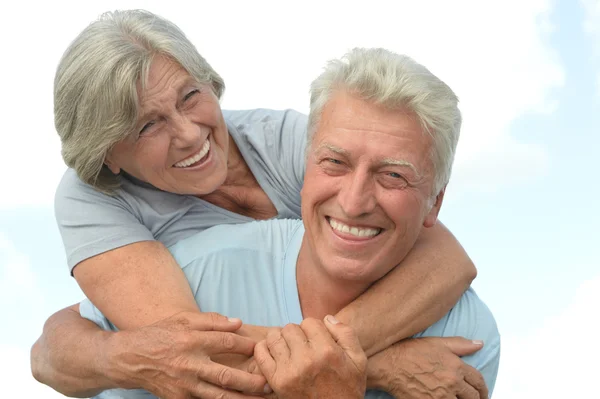 Casal sênior bonito — Fotografia de Stock