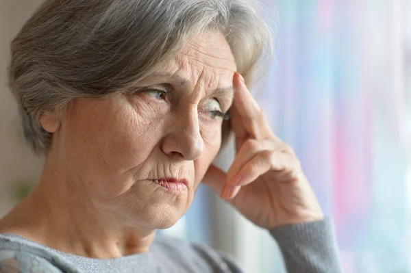 Portrait of a elderly woman — Stock Photo, Image