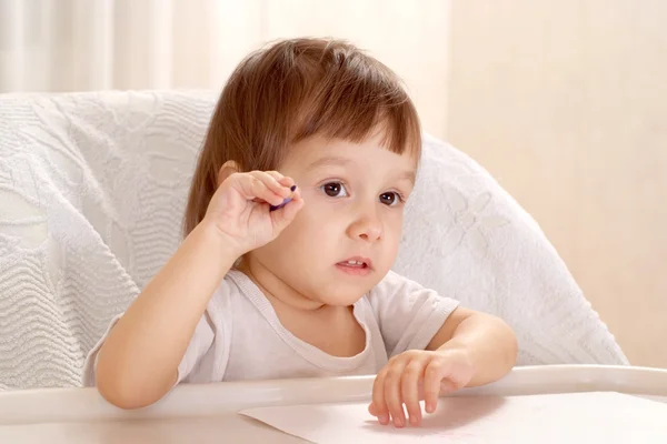 Little girl drawing — Stock Photo, Image