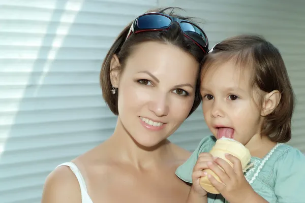 Nice little girl — Stock Photo, Image