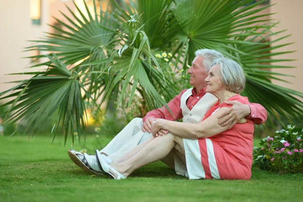 Senior koppel op vakanties — Stockfoto