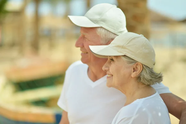 Senior couple at the resort — Stock Photo, Image