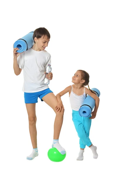 Γυμναστήριο αγόρι και κορίτσι — Φωτογραφία Αρχείου