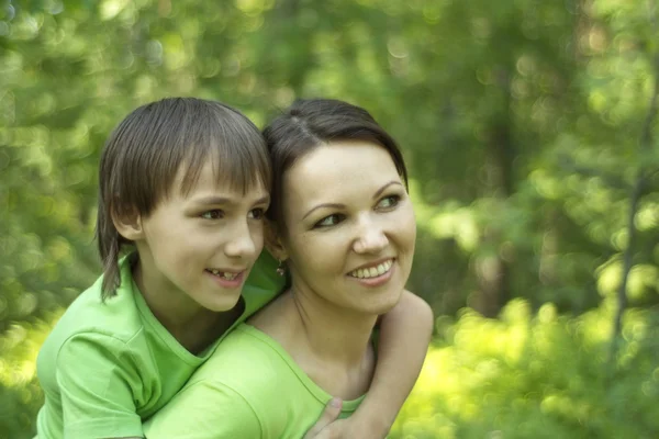 Son with his mom — Stock Photo, Image