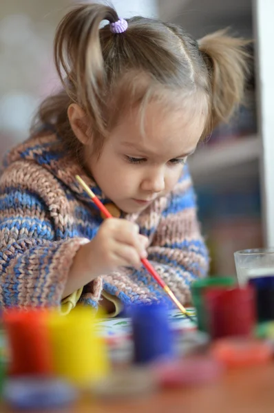 Nice little girl painting Royalty Free Stock Images