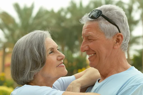 Senior couple resting at the resort — Stock Photo, Image