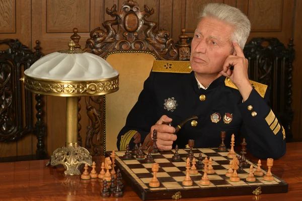 Generelt spiller skak - Stock-foto