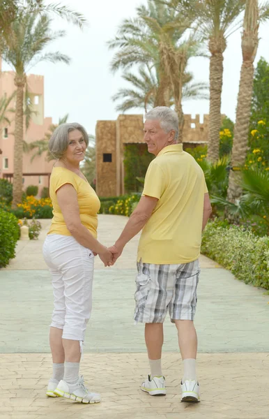 Senior couple resting at the resort — Stock Photo, Image