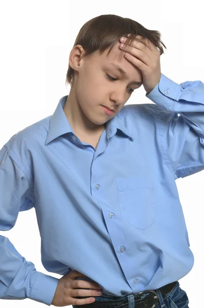 Malý chlapec s bolestmi hlavy — Stock fotografie