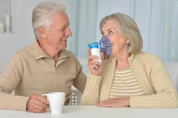 Portrait Sick Senior Woman Inhaler Man Home — Stock Photo, Image