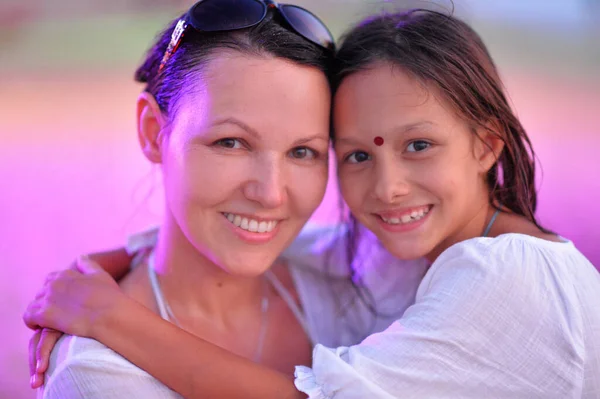 Portrait Happy Mother Daughter Smiling — Stock Photo, Image