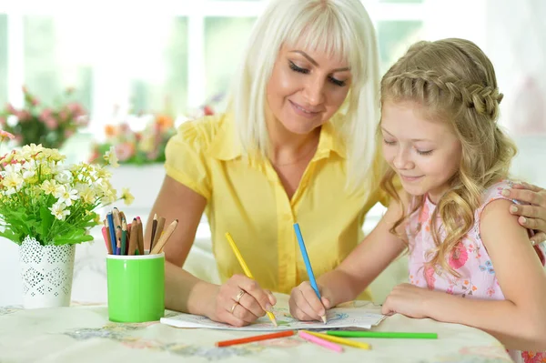 Bela Mãe Filha Desenho Com Sua Menina — Fotografia de Stock