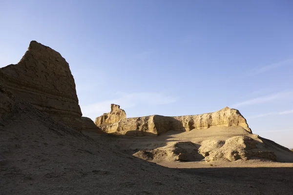 Xinjiang, china: yardang landforms in gobi desert — Stock Photo, Image