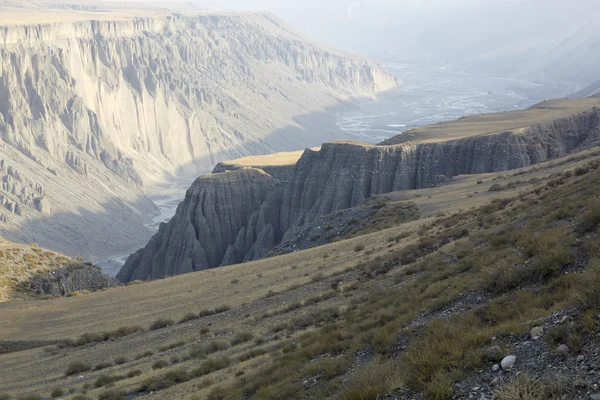 Xinjiang, china: kuitun river canyon — Stock Photo, Image