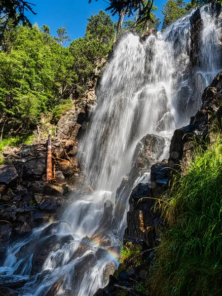 Der Wasserfall Ratera Aigestortes Park — Stockfoto
