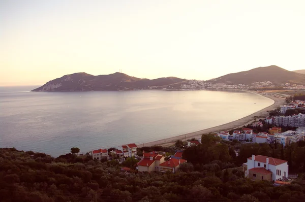 Landschaft der griechischen Stadt am sonnigen Abend Stockbild