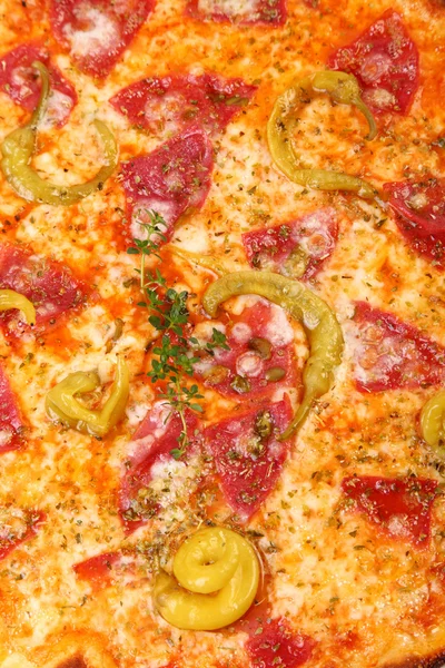 Pizza with salami and pepperoni — Stock Photo, Image