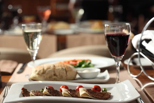 Meat balls in a Luxury restaurant — Stock Photo, Image