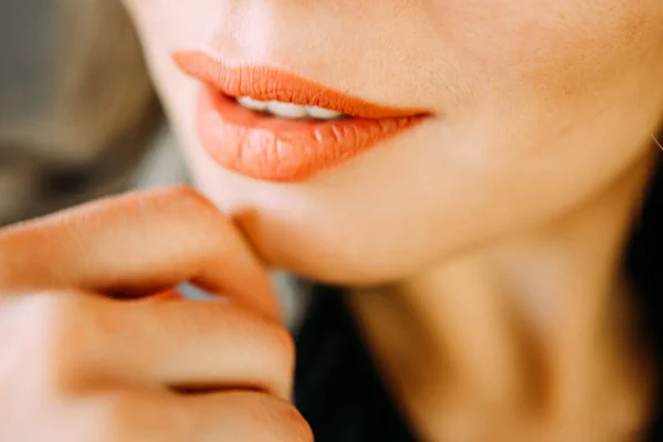 Closeup Woman Red Lips — 图库照片