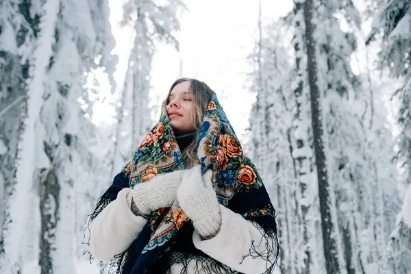 Russian Beautiful Girl Winter Forest — Stock Photo, Image