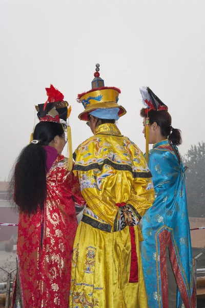 Vrouwen in traditionele Chinese kleding Rechtenvrije Stockafbeeldingen