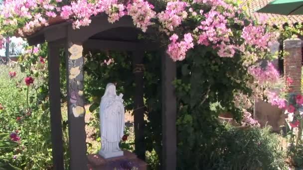 Estátua de Maria — Vídeo de Stock