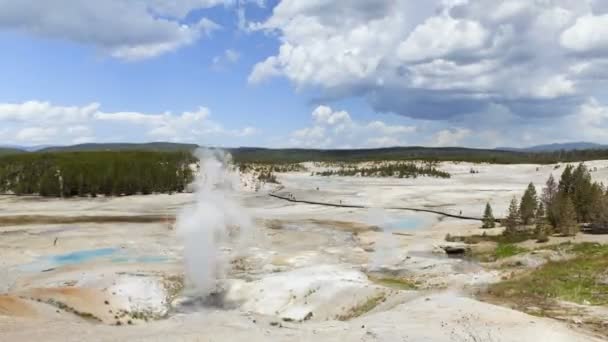 Stary wierny, park narodowy yellowstone, upływ czasu — Wideo stockowe