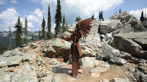 美国原住民的雕塑 — 图库视频影像