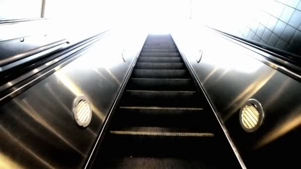 Escalator haut — Video