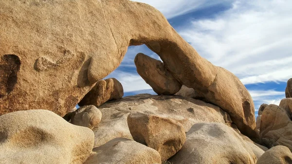 Bogenfelsen — Stockfoto