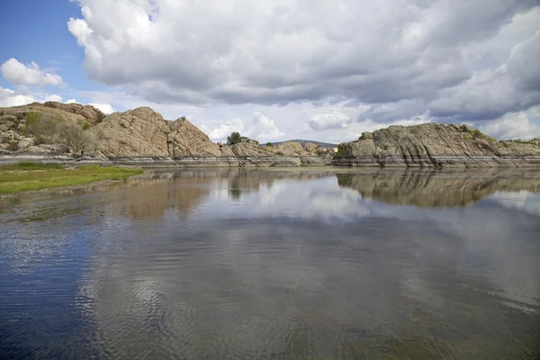 Willow lake, prescott, arizona — Stockfoto