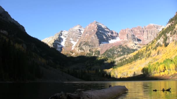 Soluppgång på maroon bells — Stockvideo