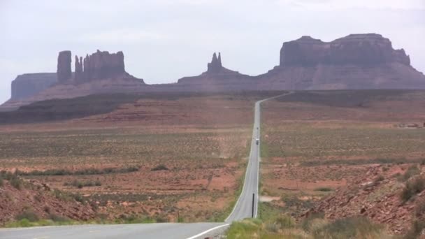 Vägen till Monument Valley — Stockvideo