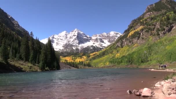 Maroon Bells in Fall — Stok video