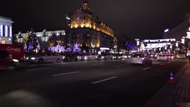 Jalan malam ke kota. Timelapse — Stok Video