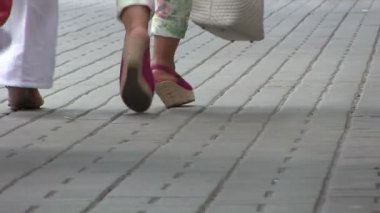 Street'te kadınların ayak