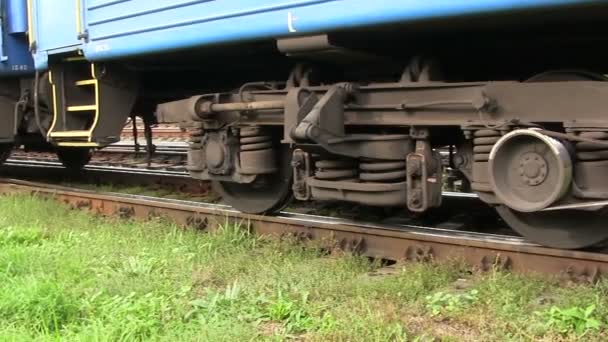 Parte inferior del vagón ferroviario. Panorama — Vídeo de stock