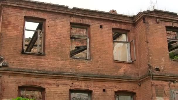 Bâtiment ancien et moderne. Panorama 