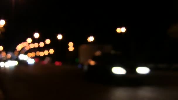 Abstracte branden van auto's in de avond. time-lapse — Stockvideo