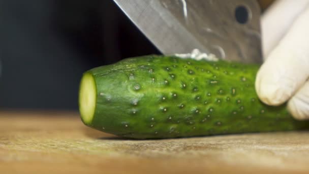 Aşçı Salatalığı Kesti Sahneyi Kapatın — Stok video