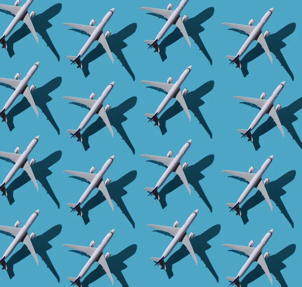 Pozadí Letadla Lety Cestování Letectví Vzor Bílých Letadel Modrém Pozadí — Stock fotografie