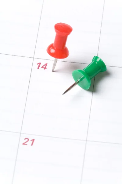 Calendario y Thumbtack — Foto de Stock
