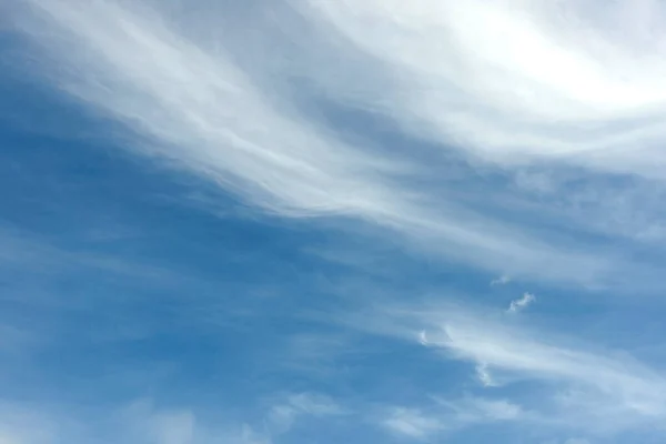 Nuages Blancs Sur Ciel Bleu Parfait Pour Arrière Plan — Photo