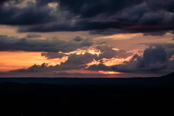 Himmelslandschaft Bei Dämmerung Oder Sonnenuntergang — Stockfoto